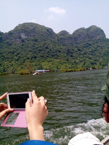 Người[-]dân[-]Việt[-]Hải[-]vẫn[-]khốn[-]khổ[-]vì[-]ngập[-]lụt